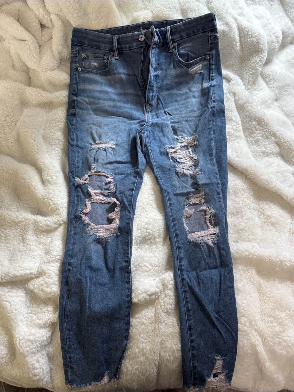 American Eagle Outfitters Distressed Dark Blue Skinny Jeans